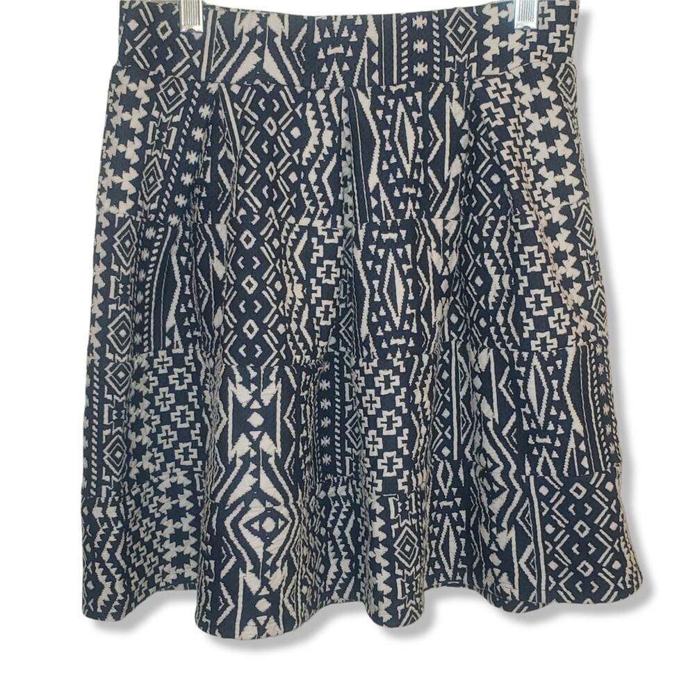 EUC Aztec print elastic waist mini A-line pleated skirt, by xhilaration. Size XS